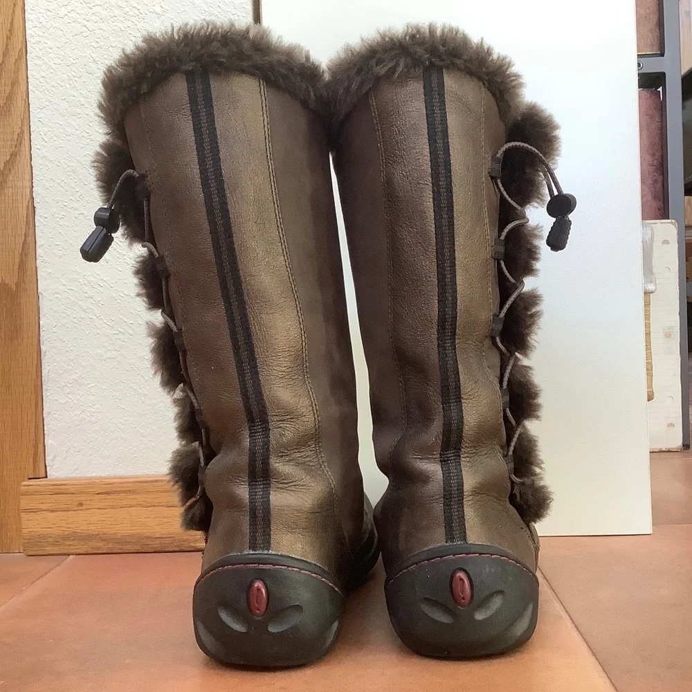 Privo by Clarks winter boots, size 8.5 - Picture 2 of 5